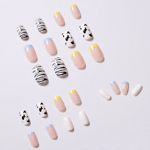 2026 Nuevo Set <span class=keywords><strong>de</strong></span> 24 <span class=keywords><strong>Uñas</strong></span> Postizas ABS con Diseño <span class=keywords><strong>de</strong></span> Chocolate, Donuts, Estrellas y Vacas, Desmontables, Venta al por Mayor, <span class=keywords><strong>Uñas</strong></span> a Presión - Product Image 2