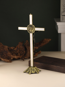 Croce Cristiana in Lega di Zinco Placcata Oro, Disponibile in Quattro Colori, Decorazione Religiosa Intagliata per Casa, Regalo Cattolico - Product Image 4
