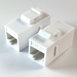 Coupleur RJ45 Keystone en ligne avec <span class=keywords><strong>contact</strong></span> en laiton et boîtier ABS, femelle à femelle RJ45 - Product Image 2