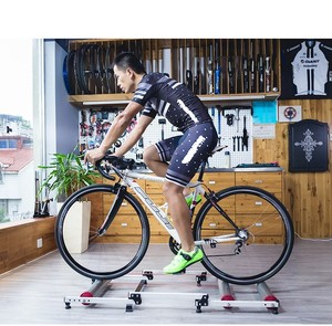 Equipo de fitness ciclista <span class=keywords><strong>bicicleta</strong></span> ejercicio <span class=keywords><strong>entrenador</strong></span> rodillos <span class=keywords><strong>para</strong></span> montar en interiores rodillos <span class=keywords><strong>entrenador</strong></span> <span class=keywords><strong>bicicleta</strong></span> accesorio - Product Image 6