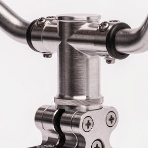 Service d'usinage CNC OEM pour composants électriques en acier inoxydable, y compris l'usinage par électro-érosion à fil, le tournage et la fraisage - Product Image 6