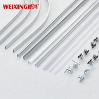 Bon prix système de rail à vis encadré carré d'angle en aluminium poignée à rouleau ensemble complet de quincaillerie pour salle de douche sans verre