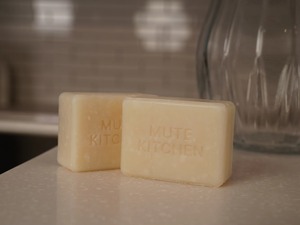 Mute Kitchen Daily Clean Eco-Friendly Solid Dish Soap Bar Food Grade Handmade 50%-80% Active Ingredients Unscented - Product Image 4