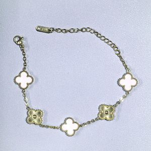 Raffinato Bracciale a Forma di Quadrifoglio per Donne, Alta Qualità, Placcato in Oro 18K, Motivo Floreale, Catena alla Moda - Product Image 4
