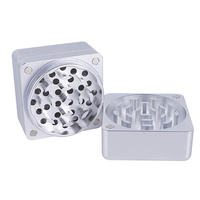 Vente en gros d'usine - Broyeur à tabac carré de haute qualité en alliage d'aluminium, 59 mm, 4 couches, accessoires pour fumeurs