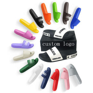 Pantoufles bouffantes personnalisées Logo Sport Slide Sandamatching Pantoufles Tongue Kiss Pantoufles - Product Image 2