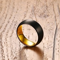 2021 Mode Pria Gaya IP Emas Hitam Logo Ukiran Tungsten Karbida Dekoratif untuk Cincin Jari Indeks untuk Pria