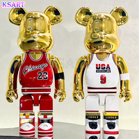 Statues Bearbrick populaires à 100 %, 70 cm de haut, idéales pour la décoration de vitrine.