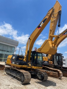 Excavatrice sur chenilles d'occasion Cat 320D2L, Cat 320D2, 320D, 320, 320B, 320C, 320D2Gc, 325B, 330D, 336D – Matériel de terrassement lourd - Product Image 4