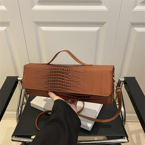 Nouvel Arrivage Sac à Main Femme en Cuir PU Motif Alligator, Sac Bandoulière Carré Tendance pour Femme avec Rabat et Fermeture à Rabat - Product Image 1