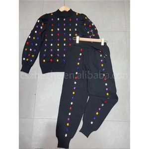Ensemble de vêtements en tricot diamanté ZHEZHE, vêtements d'automne et d'<span class=keywords><strong>hiver</strong></span> <span class=keywords><strong>2023</strong></span>, haut à manches longues, ensemble pantalon deux pièces, ensemble en tricot luxueux pour femmes - Product Image 3