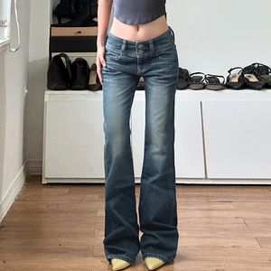 Jean évasé en denim délavé pour femme, taille basse, boutonnage frontal, taille large, coupe ajustée, style décontracté urbain, pantalon tendance - Product Image 1