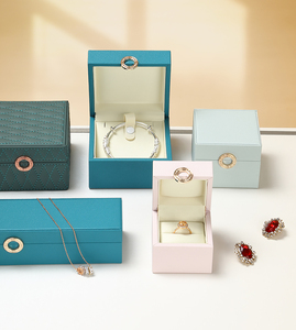 Caja de Joyería de Terciopelo Azul y Cuero PU al por Mayor, con Logotipo Personalizado, Mini Estuche de Lujo para Exhibición de Anillos y Collares, ¡Gran Venta! - Product Image 1