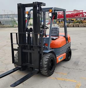 Montacargas Diésel 7FD30 de Segunda Mano con Alta Calidad y Precio Económico, Montacargas 7FD30 Usado en Venta - Product Image 4