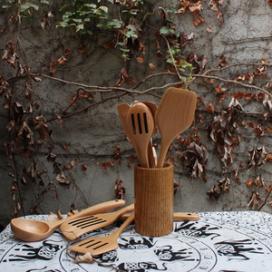 Juego de utensilios de madera de haya: cuchara, espátula y cucharón, apto para alimentos, solo lavar a mano - Product Image 1