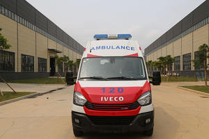 Voiture d'ambulance NAVECO Ousheng 2024 avec surveillance <span class=keywords><strong>de</strong></span> la pression négative Euro 5 carburant Diesel état neuf à vendre - Product Image 2