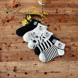 Chaussettes courtes pour femmes à motif vache de dessin animé, respirantes, fines, décontractées, antidérapantes, pour usage quotidien - Product Image 3