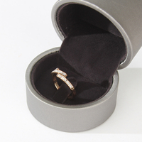 Boîte à anneaux ronde en papier personnalisée avec insert en velours, boîte d'emballage rigide pour bijoux, fabricant OEM