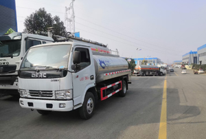 <span class=keywords><strong>Camion</strong></span> réservoir de <span class=keywords><strong>lait</strong></span>, pour le transport du <span class=keywords><strong>lait</strong></span> - Product Image 3