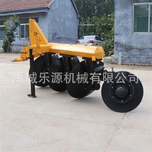 Arado de disco redondo para pequeñas explotaciones agrícolas, equipo de labranza con enganche de 3 puntos para uso agrícola - Product Image 1
