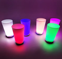 Capteur d'eau 12oz 16oz sûr pour les aliments buvant une tasse LED lumineuse en verre amusante pour la promotion du festival