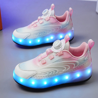 Sports de plein air Enfants Led De Charge Zapatos Con Light Up Flash Skate Roller Chaussures Avec 4 Grandes Roues Usb Rechargeable