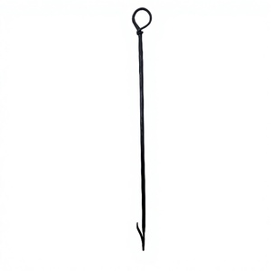 Poker de hierro vintage para chimenea con asa de lazo, recubrimiento de polvo negro, estilo clásico para almacenamiento de leña, uso exterior - Product Image 1
