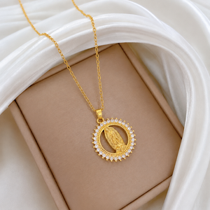 Collier en or avec pendentif religieux Vierge <span class=keywords><strong>Marie</strong></span> pour femmes |   Cadeau <span class=keywords><strong>de</strong></span> bijoux religieux |   Dropshipping et Fulfillment Shopify - Product Image 2