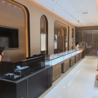 Maßgefertigte Schmuck-Vitrine Hochglanz LED-Beleuchtung Glasvitrine für den Kommerziellen Einzelhandel