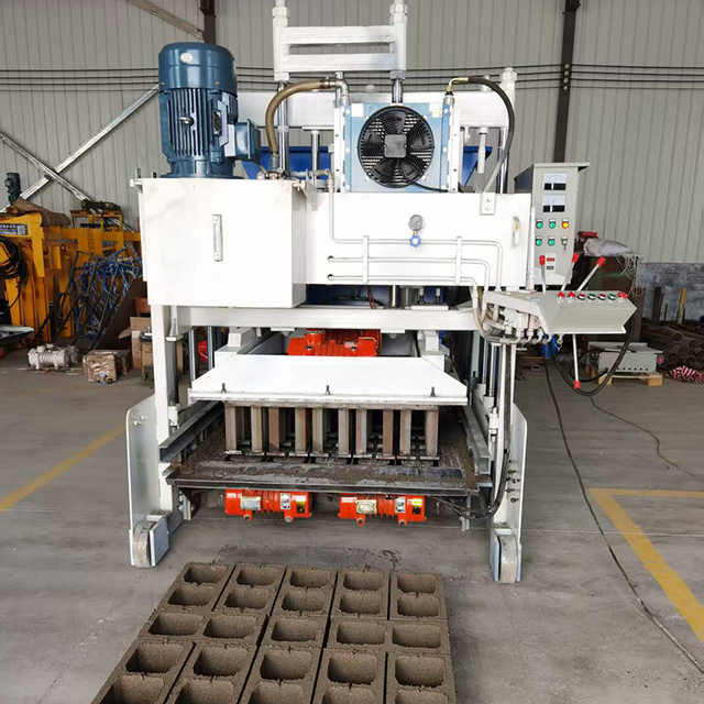 QMJ12-30 Semi-Automatic Paving Hollow Block Machine Mobile Engine Motor Bearing Gearbox Cement Mold Brick Making Machinery