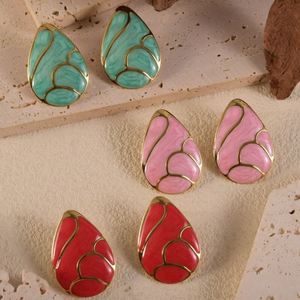 Pendientes de moda con diseño de flor y mariposa de cuatro hojas, embalaje seguro para exportación para mayoristas, diseño de seguridad, venta al por mayor mixta - Product Image 2