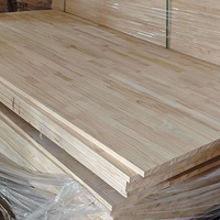 Planches en bois massif, panneaux en pin à jointure à languettes, panneaux à épissure directe, utilisés pour la fabrication de meubles en bois massif