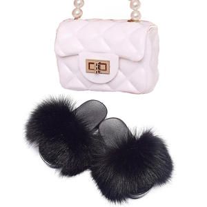 Grosir Sandal Bulu Anak Balita, Set Tas Jelly dan Selop Bulu Anak Balita - Product Image 5