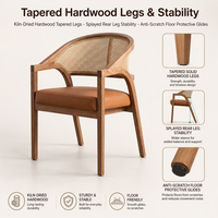 Fauteuil en bois avec dossier en rotin, hauteur totale 82 cm et hauteur d'assise 45 cm, assise rembourrée en mousse haute densité, pieds effilés