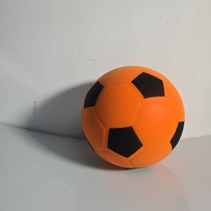 Jouet d'apprentissage de football en salle personnalisé OEM, ballon de football silencieux en mousse PU souple, vente en gros - Product Image 2