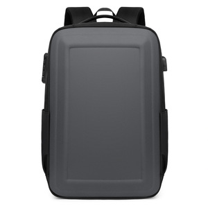 Mochila para ordenador portátil de gran capacidad con estilo para hombre Mochila de viaje de negocios de moda simple con forro de poliéster a prueba de salpicaduras - Product Image 4