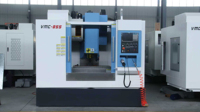 Centre d'usinage vertical en métal VMC855 de haute précision, guidages linéaires Hiwin de Taïwan, fraiseuse verticale CNC