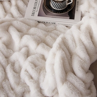 Couverture de jet de peluche de lapin en polyester de luxe personnalisée confortable en fausse fourrure avec tissu Spandex froncé Minky bébé en peluche pour l'hiver