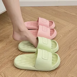 Indoor And Outdoor Summer Breathable Flat And Comfortable Women's Slippers