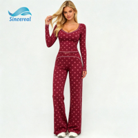Custom nylon spandex crew neck slim fit ademende milieuvriendelijke hoge stretch zachte comfortabele yoga gym dames polkadot tweedelige set