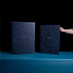 <span class=keywords><strong>Album</strong></span> photo et vidéo en cuir PU entièrement personnalisable avec gravure personnalisée pour un cadeau et un <span class=keywords><strong>souvenir</strong></span> haut de gamme - Product Image 3