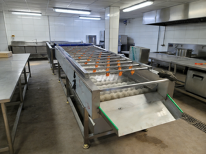 Machine de nettoyage de brosses écologique avec recyclage de l'eau et conception économe en énergie - Product Image 2