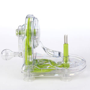 Éplucheur manuel multifonctionnel super rapide en plastique pour pommes, pommes de terre et fruits - Product Image 1