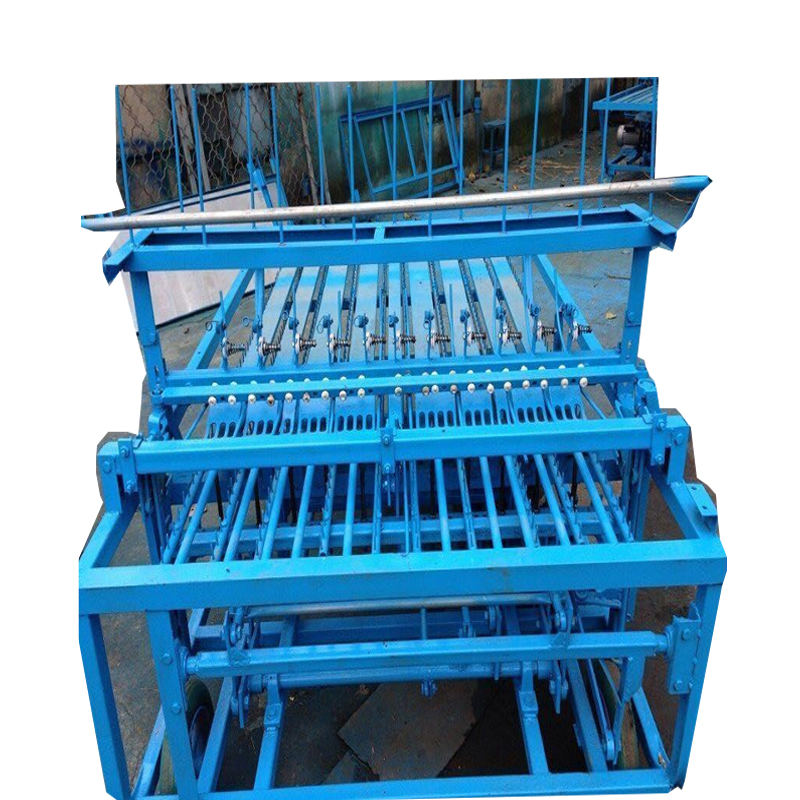 Машина для вязания соломенных ковриков