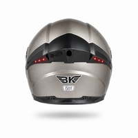 Casques de moto intégraux légers en ABS à double lentille avec feu arrière LED aérodynamique homologué haute visibilité pour la conduite de nuit