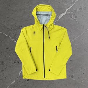 批发男女款连帽单层三层胶轻便防风衣，适合登山户外活动 - Product Image 4