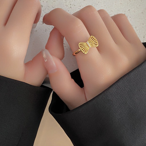 Micro Pave Crystal Zircon Bowknot Anillo abierto Exquisito Control de alta calidad Brillante CZ Bowknot Anillo ajustable - Product Image 2