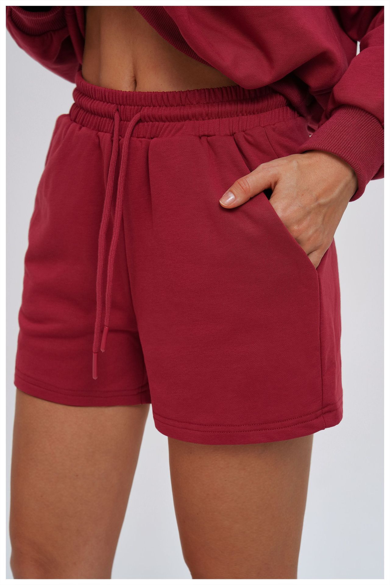 Pockets Activewear Shorts: side profile showing stretch, rise and leg-opening fit