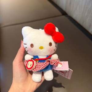 Oficial HelloKT oso de peluche Lindo bolso colgante coche llavero Regalo de Cumpleaños PP algodón relleno Super suave alivio del estrés lavado - Product Image 4