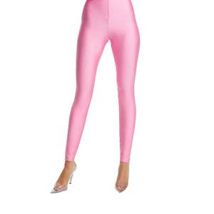 Vêtements de compression pour femmes, manches longues, vêtements de sport pour la salle de sport, vêtements de sport respirants, combinaison de compression pour femmes avec faible MOQ - Product Image 3